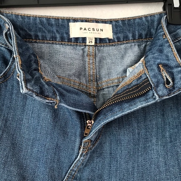 Pacsun Denim Frayed Raw Edge Hem Dark Wash Jean Mini Skirt 25 - Picture 7 of 9